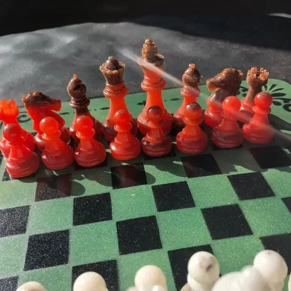 Chess Set - Emerald Green Royal - Picture 3 of 7